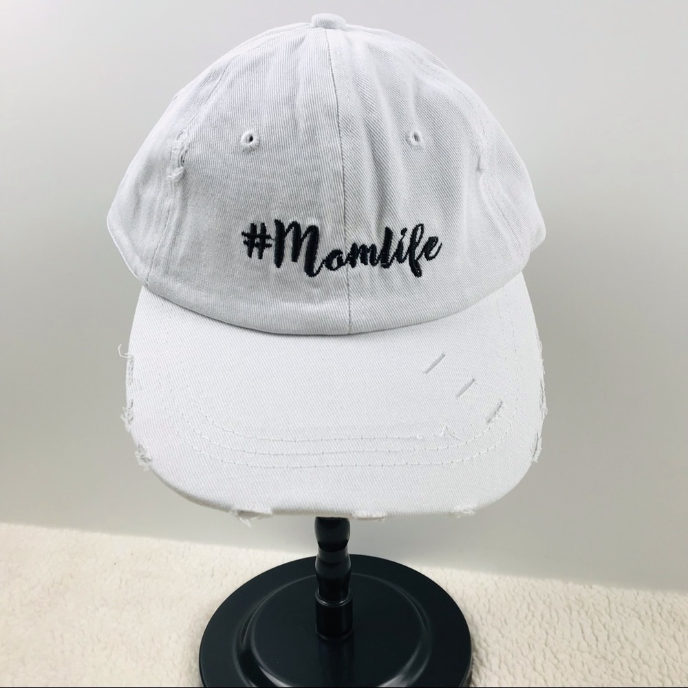 SHEIN White Embroidered Cap
